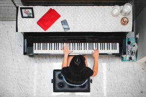 piano leren spelen volwassenen